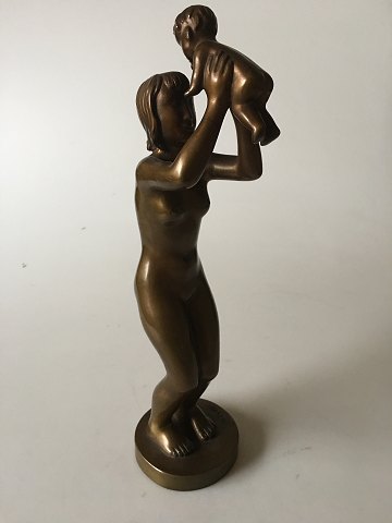 Niels Tvede Bronze Figur af Mor og Barn