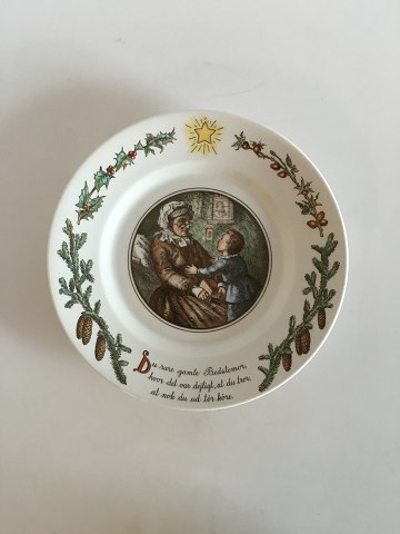 Royal Copenhagen Peters Jul Tallerken Motiv No 5