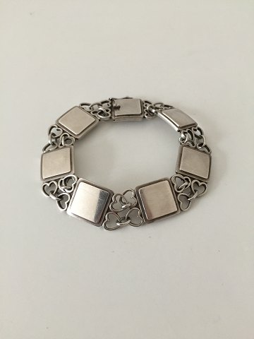 Georg Jensen Sterling Sølv Armbånd med hjerter af Arno Malinowski 1933-1944 No 
70