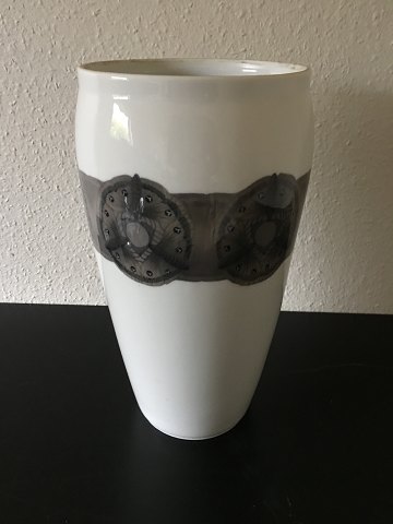 Royal Copenhagen Art Nouveau Unika Vase med Møl fra 1908