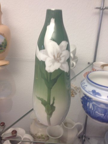 Royal Copenhagen Art Nouveau Vase i Sjælden Grøn farve No 606/292