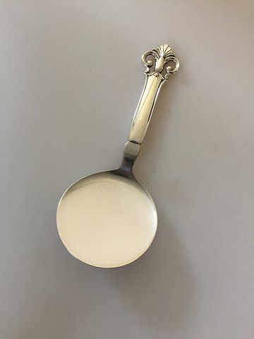 Cohr Sølv Ornamental Serving spade med blomster top