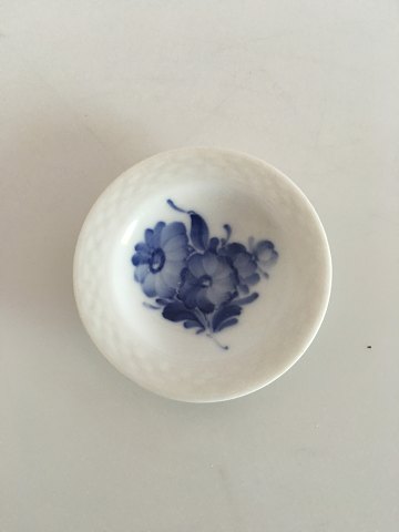 Royal Copenhagen Blå Blomst Flettet Smør Asiet / Kaviarskål  No. 8180