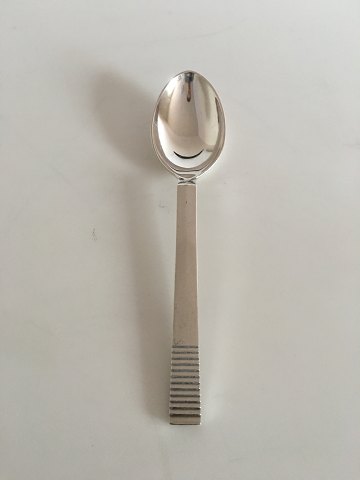 Georg Jensen Sterling Sølv Relief Dessert Ske No 021A