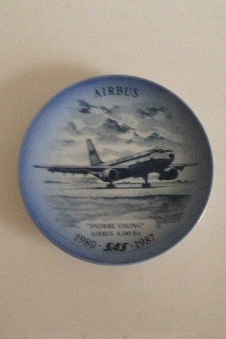 Royal Copenhagen SAS Flyver Platte  No 15 1990