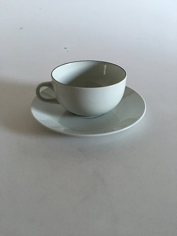 Royal Copenhagen Blåkant Kaffekop og Underkop No 3042/072