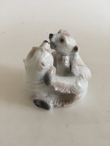 Lyngby Porcelæn Figurine af to Legende Isbjørne No 90A