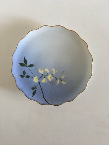 Bing & Grøndahl Kagetallerken med Blomsterdekoration og guldkant
