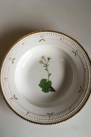 Royal Copenhagen Flora Danica Dyb tallerken No 735/3545