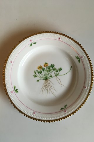 Royal Copenhagen Flora Danica Kagetallerken No 735/3551
