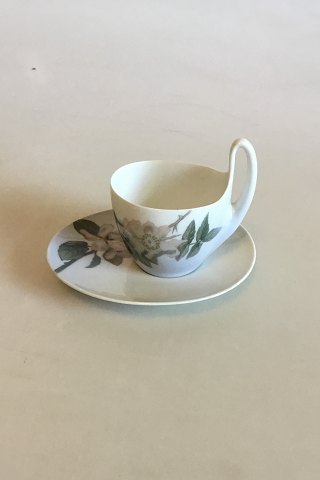 Royal Copenhagen Art Nouveau Stel 4 Højhankskop med underkop No 90/4, 79/4