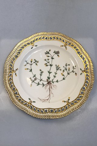 Royal Copenhagen Flora Danica Frokosttallerken No 20/3554 med gennembrudt kant