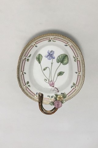 Royal Copenhagen Flora Danica Oval Assiette No 20/3540