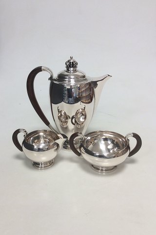 Theodor Sabroe Art Deco Dansk Sølv Kaffesæt med kande, fløde og sukkerskål fra 
1942.