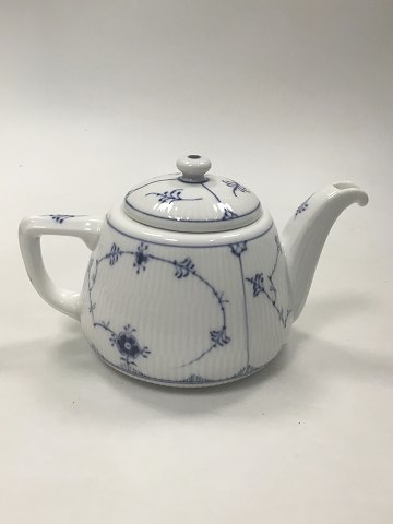 Royal Copenhagen Musselmalet Tea Kande No 2221