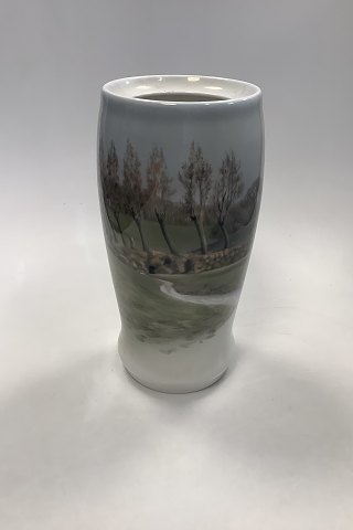 Bing og Grøndahl Art Nouveau Vase med Blomster af Clara Nielsen No. 6760 / 95