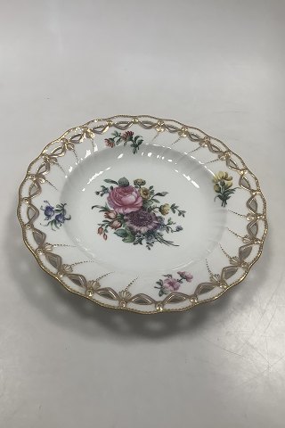 Royal Copenhagen Saksisk Blomst Gennembrudt tallerken No 1577