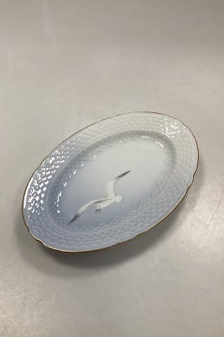 Bing og Grøndahl Måge med Guld Ovalt Fad  No 17