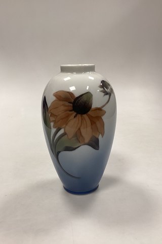 Royal Copenhagen Art Nouveau vase No. 2680/47C