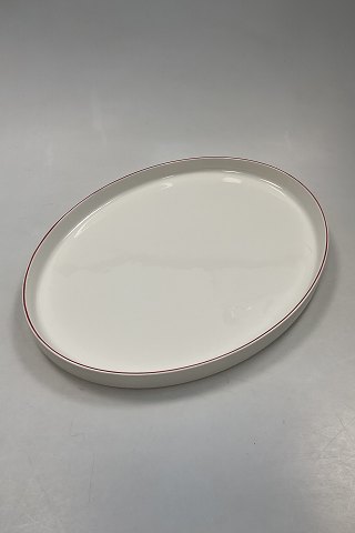 Royal Copenhagen Rødkant Oval Bakke No 3080/375