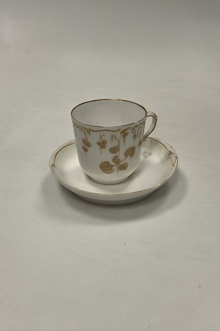 Tidlig Royal Copenhagen Art Nouveau Kop og underkop No 8