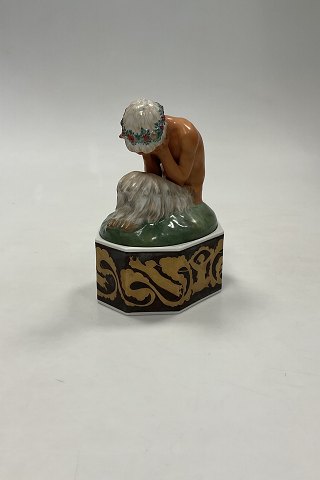 Royal Copenhagen Gerhard Henning Overglasur figur Grædende Faun på stand No. 
1188
