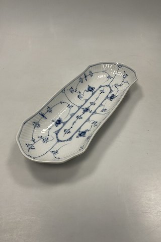 Royal Copenhagen Musselmalet Riflet aflangt fad No. 297