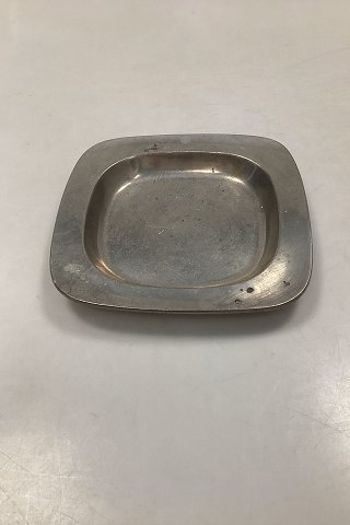 Just Andersen Firkantet flad Skål af Tin, No. 2571