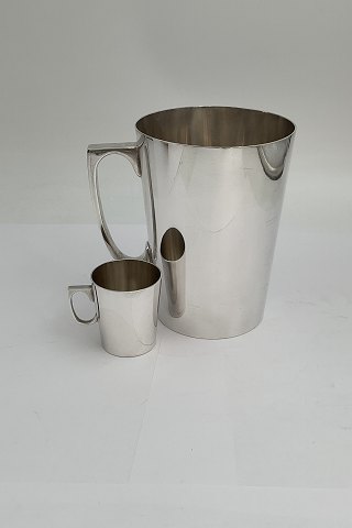 2 C.C Hermann Sølv Krus (1947)