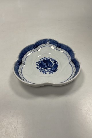 Royal Copenhagen Blå Tranquebar Bladformet Skål N.o 924/357