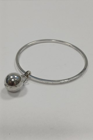 Aarre og Krogs Eftf. Sterling Sølv Armring med kuglevedhæng