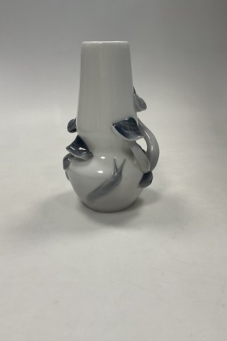 Royal Copenhagen Art Nouveau Vase med Snegl og Svampe No. 302/192