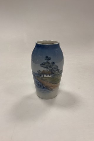 Royal Copenhagen Vase No. 2887/88-5