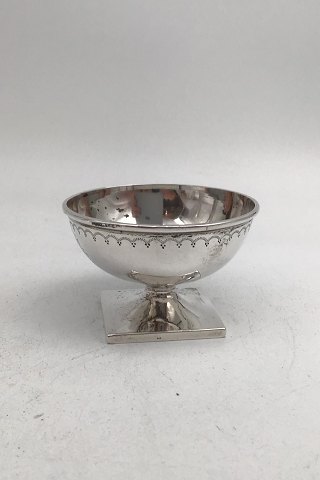 Theodore B. Starr, New York Sterling Sølv Saltkar