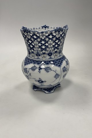 Royal Copenhagen Musselmalet Helblonde Vase No 1124