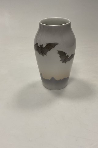 Royal Copenhagen Art Nouveau Flagermus Vase No 225/88B
