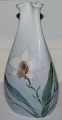 Bing & Grøndahl Art Nouveau Vase i en Triangular form No 3226/58