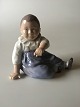 Royal Copenhagen Figur Siddende Barn No 1517