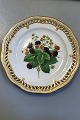 Royal Copenhagen Flora Danica Frugttallerken No 429/3584.