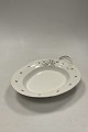 Royal Copenhagen Flora Danica Hvid Bladformet Assiet No. 554 / 3541