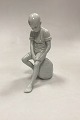Royal Copenhagen Blanc de Chine Figur - Dreng på Sten No. 520